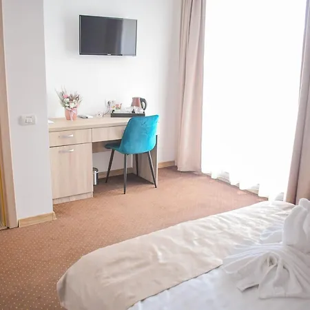 Casa Topaz Mamaia Nord Guest house *