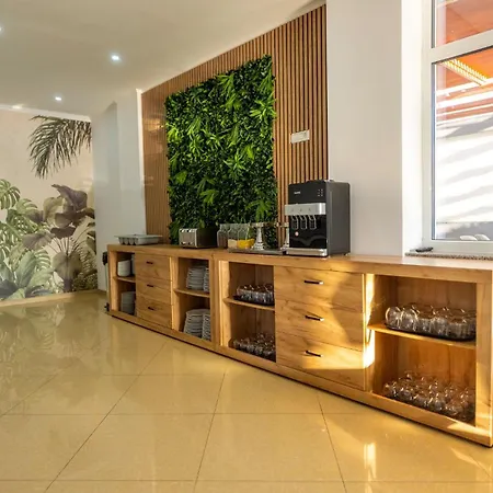 Casa Topaz Mamaia Nord Gasthuis *